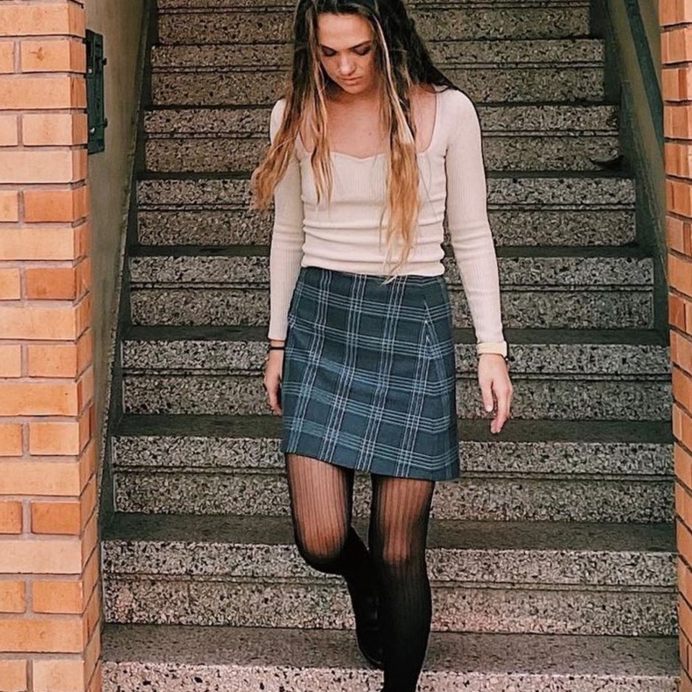 Wilfred (Aritizia) Grey Plaid Mini Skirt